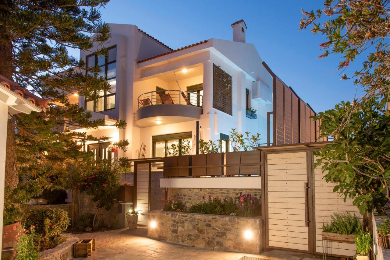 Paradisos Luxury Villas Next To Beach Koutsourás Esterno foto