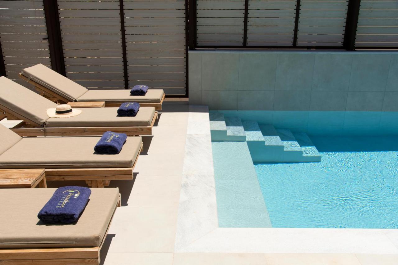 Paradisos Luxury Villas Next To Beach Koutsourás Esterno foto